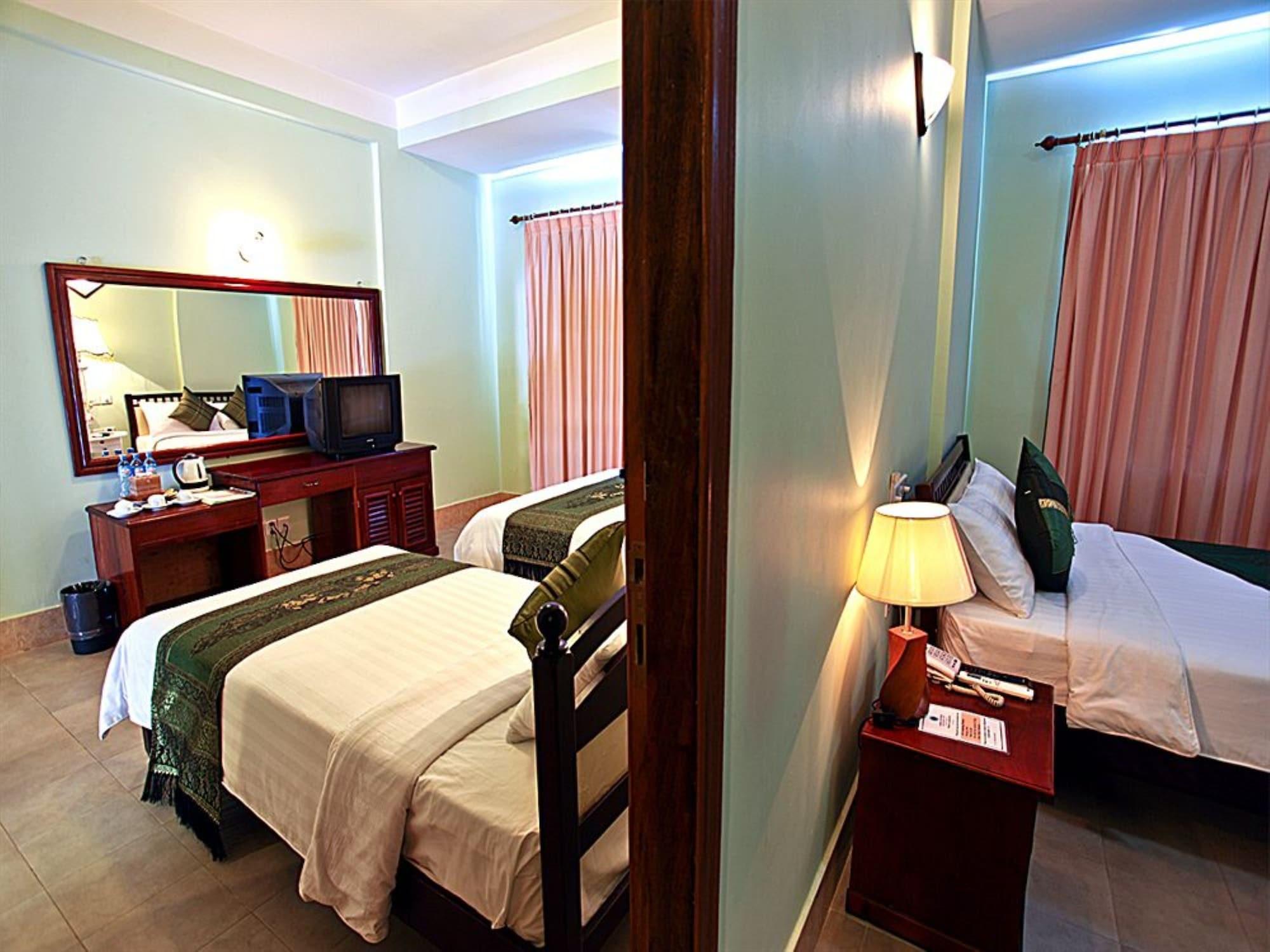 Parklane Hotel Siem Reap Exterior foto