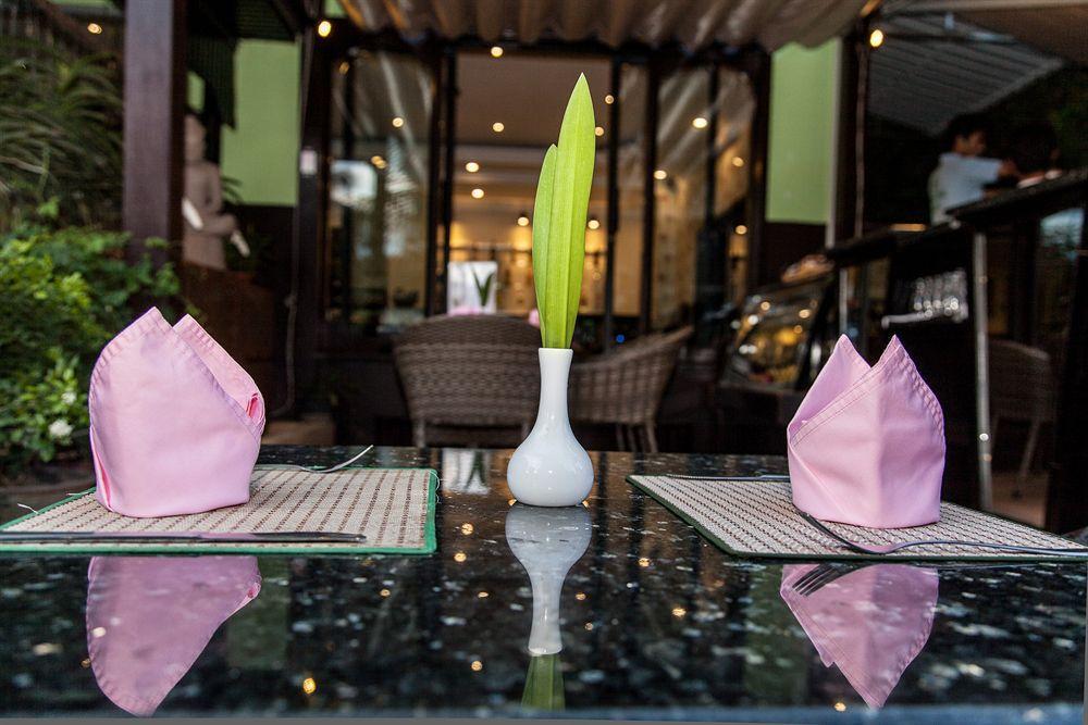 Parklane Hotel Siem Reap Exterior foto