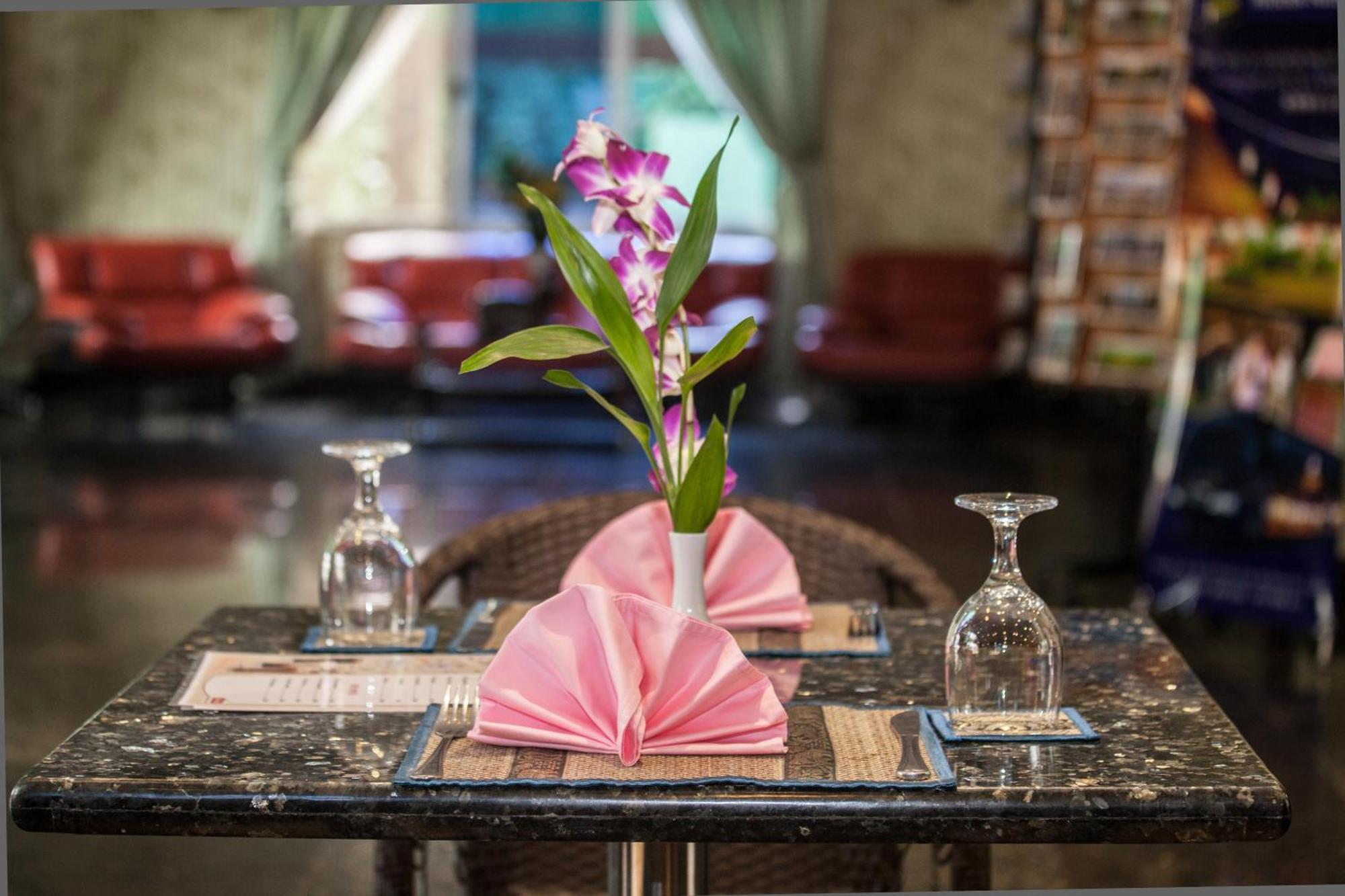 Parklane Hotel Siem Reap Exterior foto