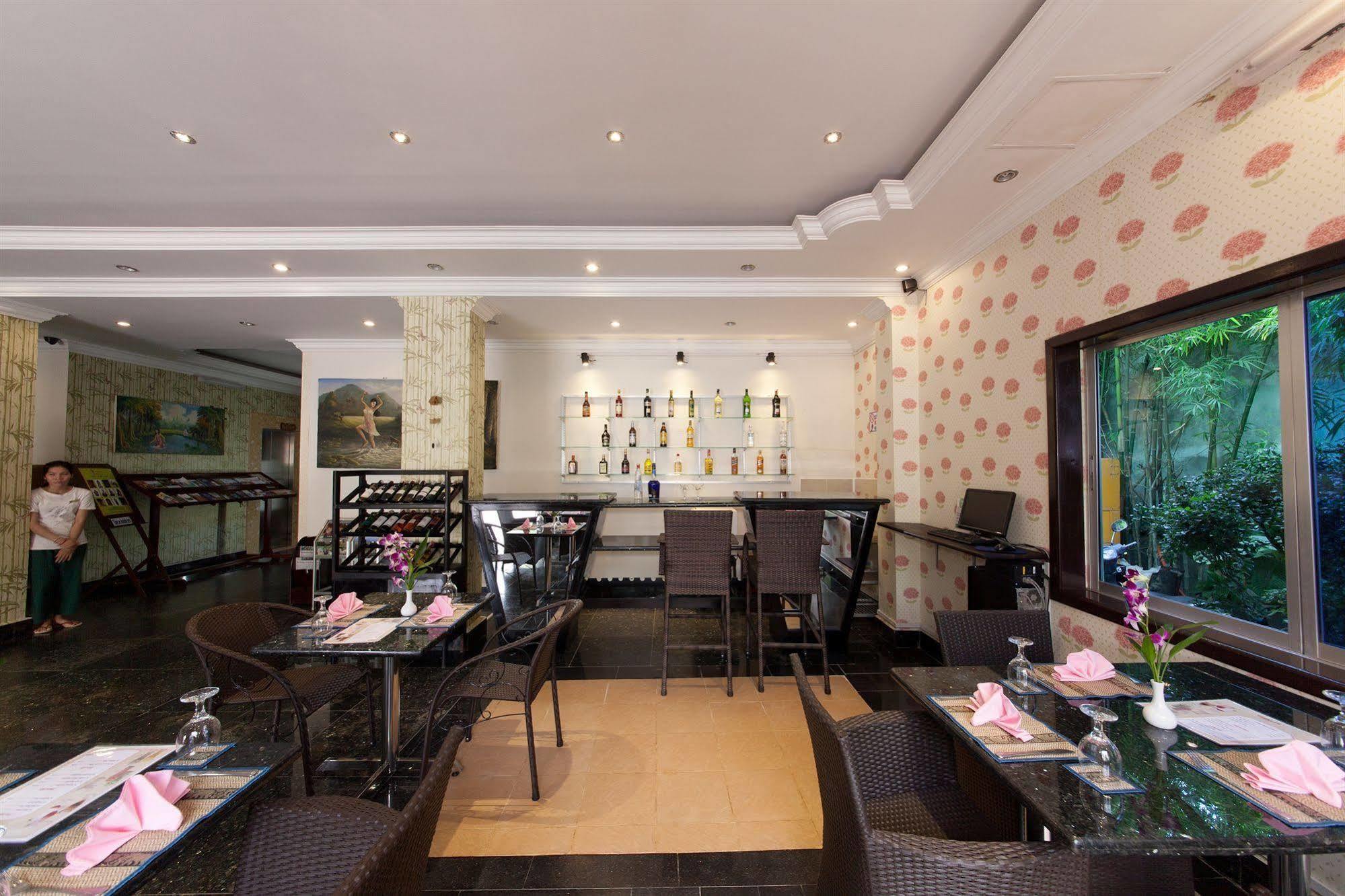 Parklane Hotel Siem Reap Exterior foto