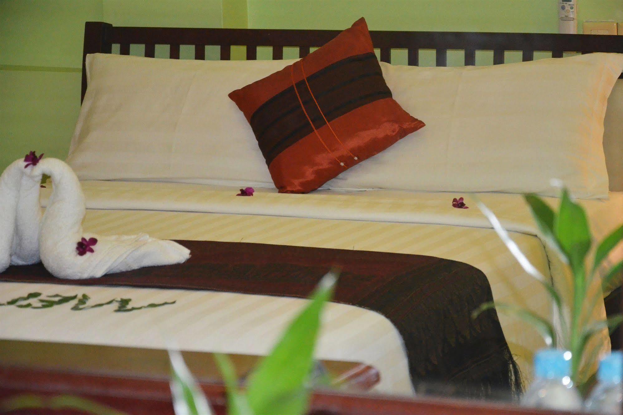 Parklane Hotel Siem Reap Exterior foto