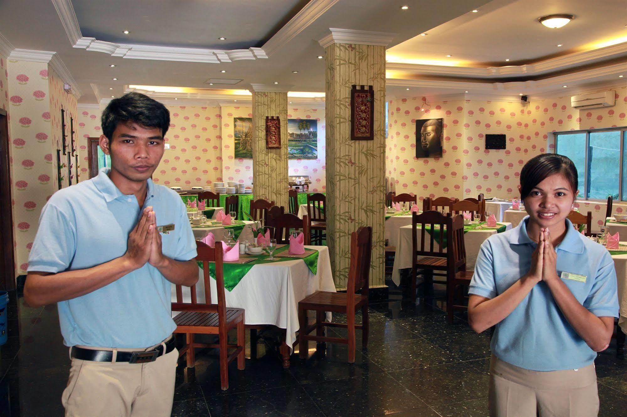 Parklane Hotel Siem Reap Exterior foto